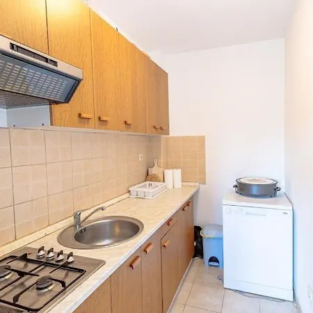 Maya Apartment